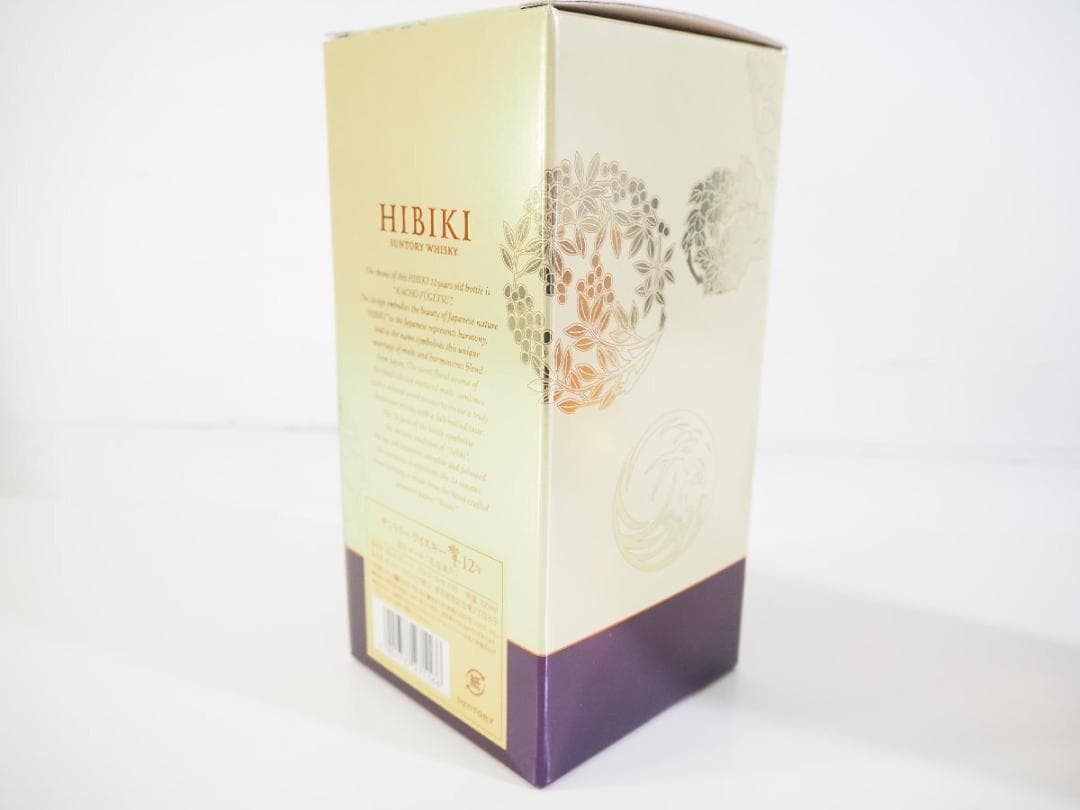 【未開栓】サントリー 響 12年 意匠ボトル 花鳥風月 700ml 43%