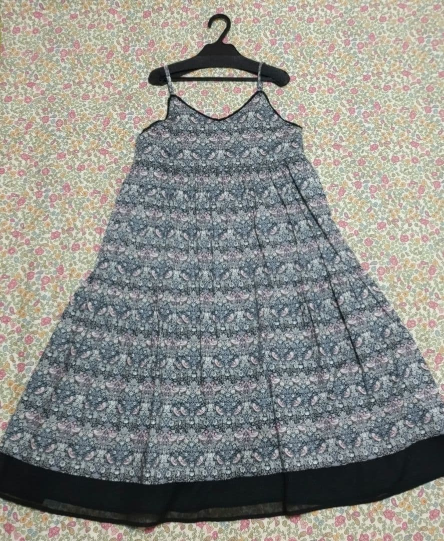 ☆*。様 ジェーンマープル　Strawberry　Thief　ストラップドレス