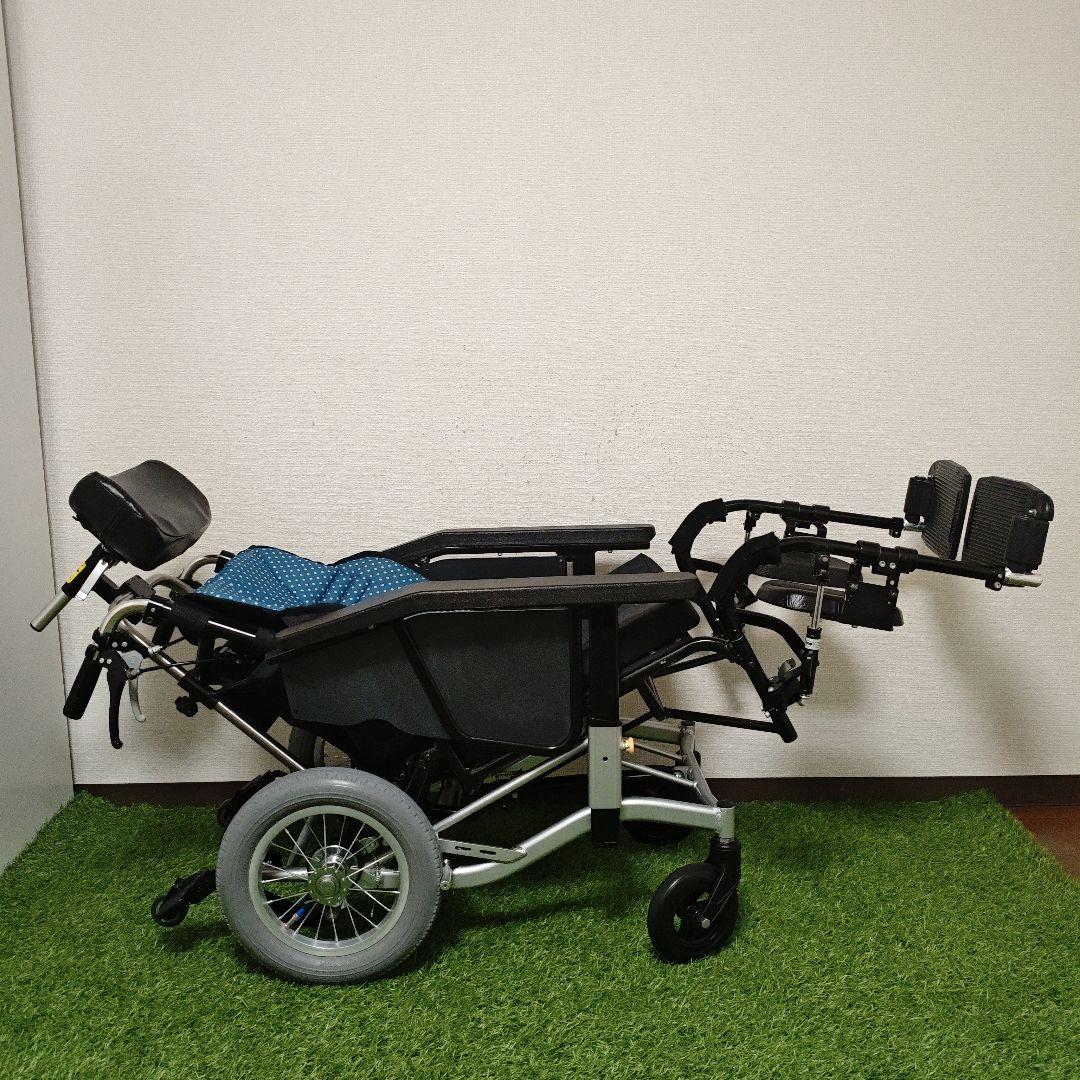 日進医療器 ティルト＆リクライニング 車椅子 ウルトラ NAH-UC