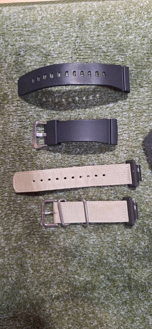 GSHOCK GM−２１００Ｃ−５Ａ 200M