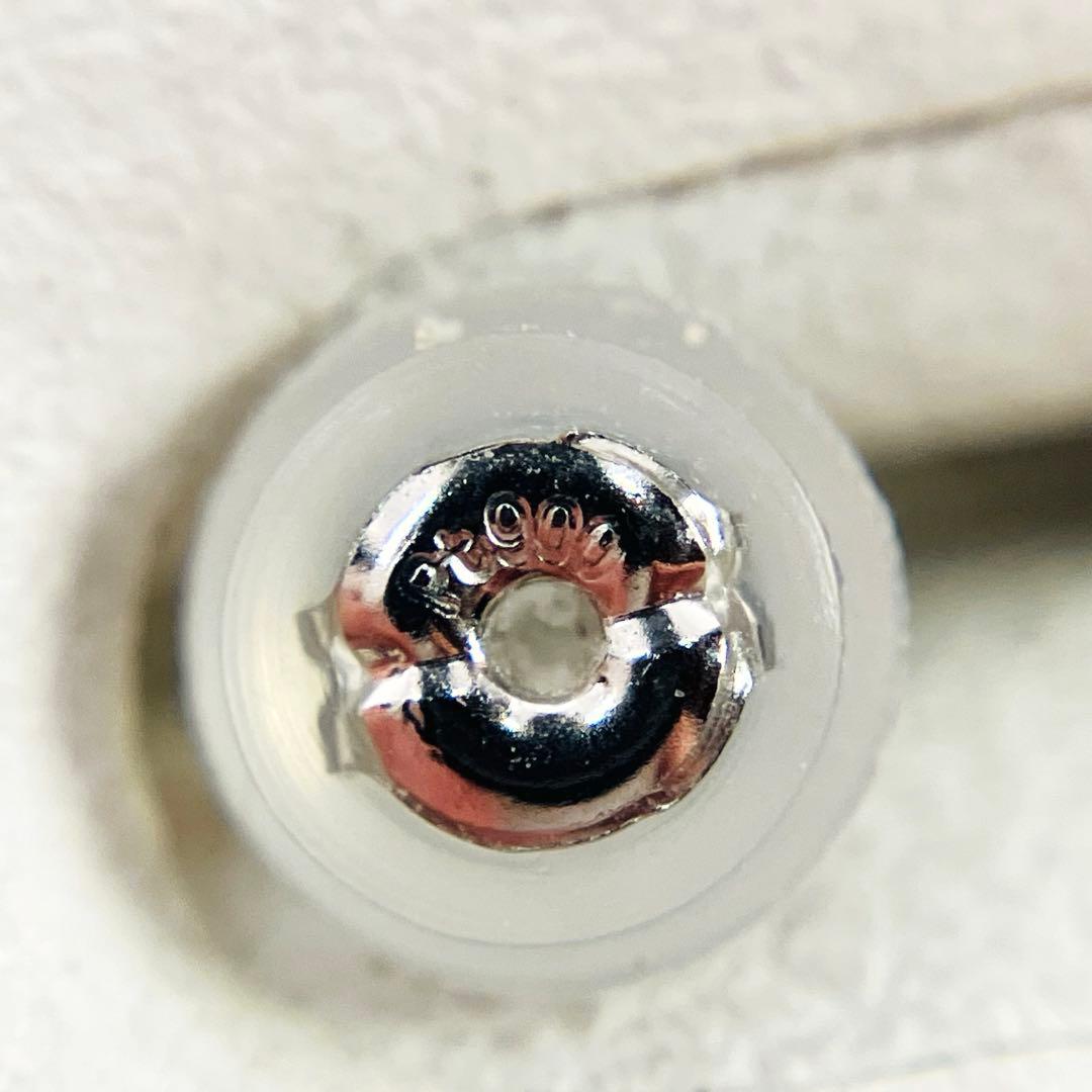 K18WG ダイヤモンド ピアス D: 0.50ct