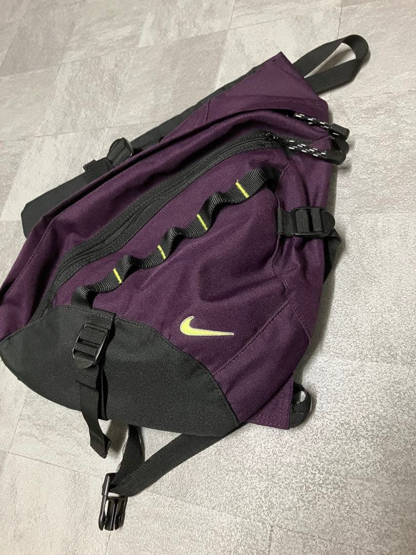 NIKE 00s~ボディバッグ Y2K