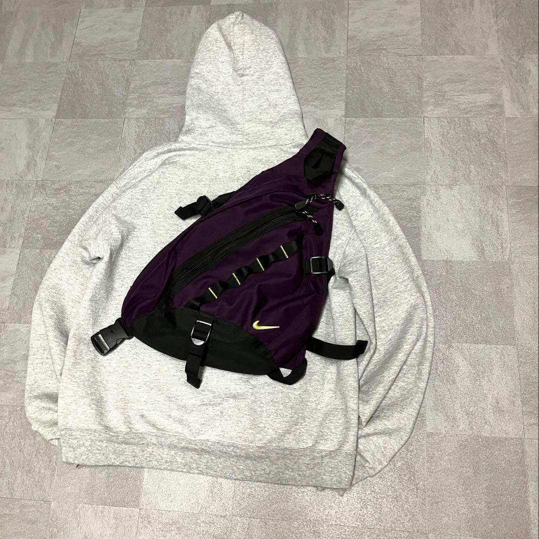 NIKE 00s~ボディバッグ Y2K
