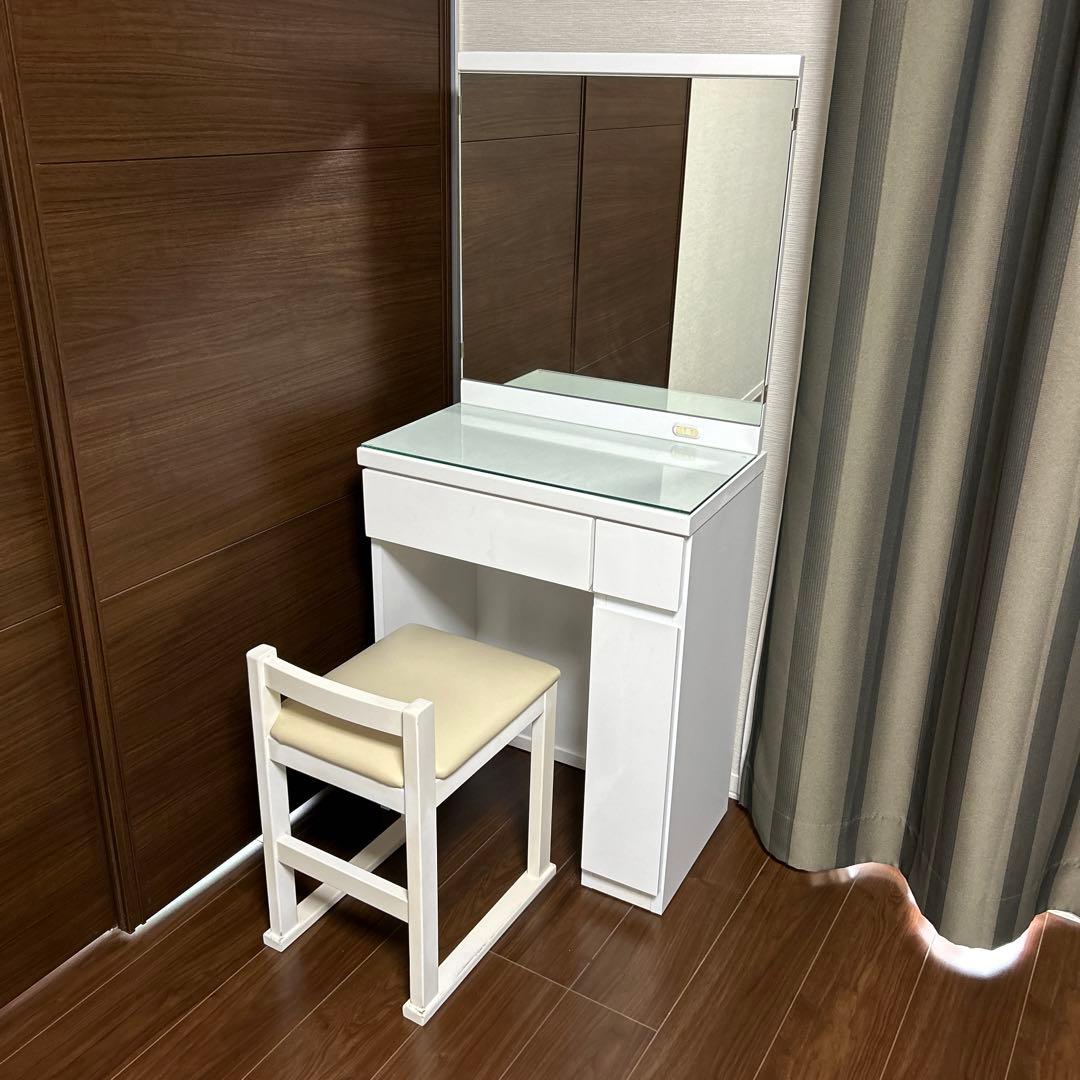 ニトリ　ドレッサー白