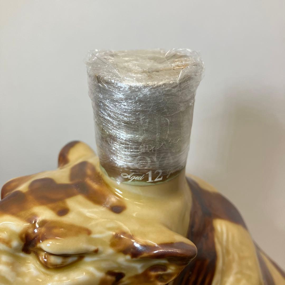 サントリー ローヤル 12年 干支 陶器ボトル 寅歳