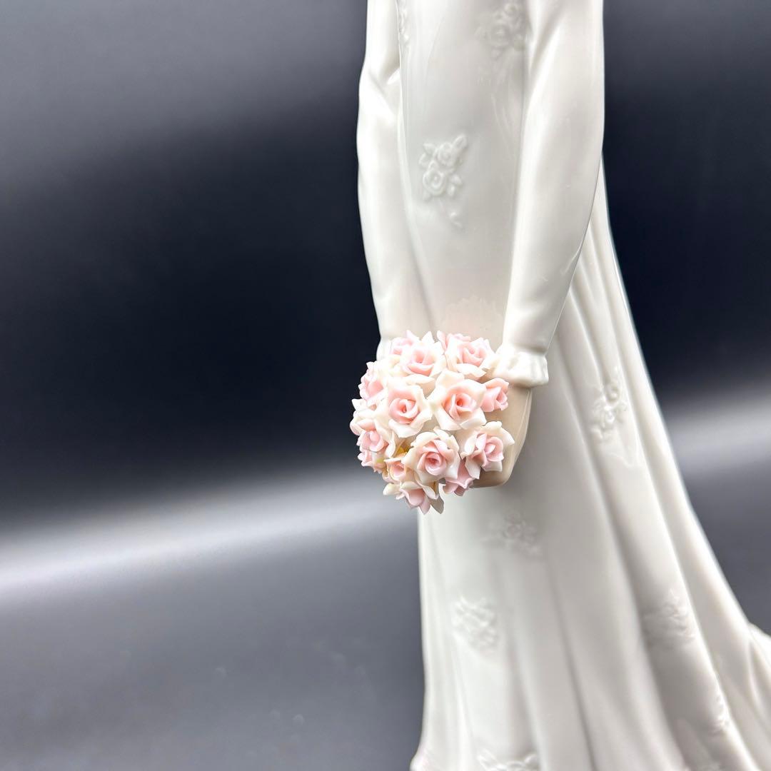 【未使用級】Lladro リヤドロ No.6329 幸への道　置物　花束　ブーケ
