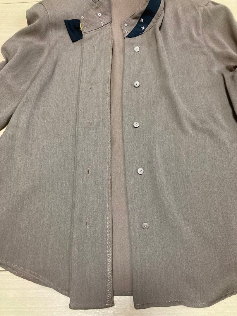 赤川英　パンツスーツ　ブラウン　リボンタイ　ウエストリボン　日本製