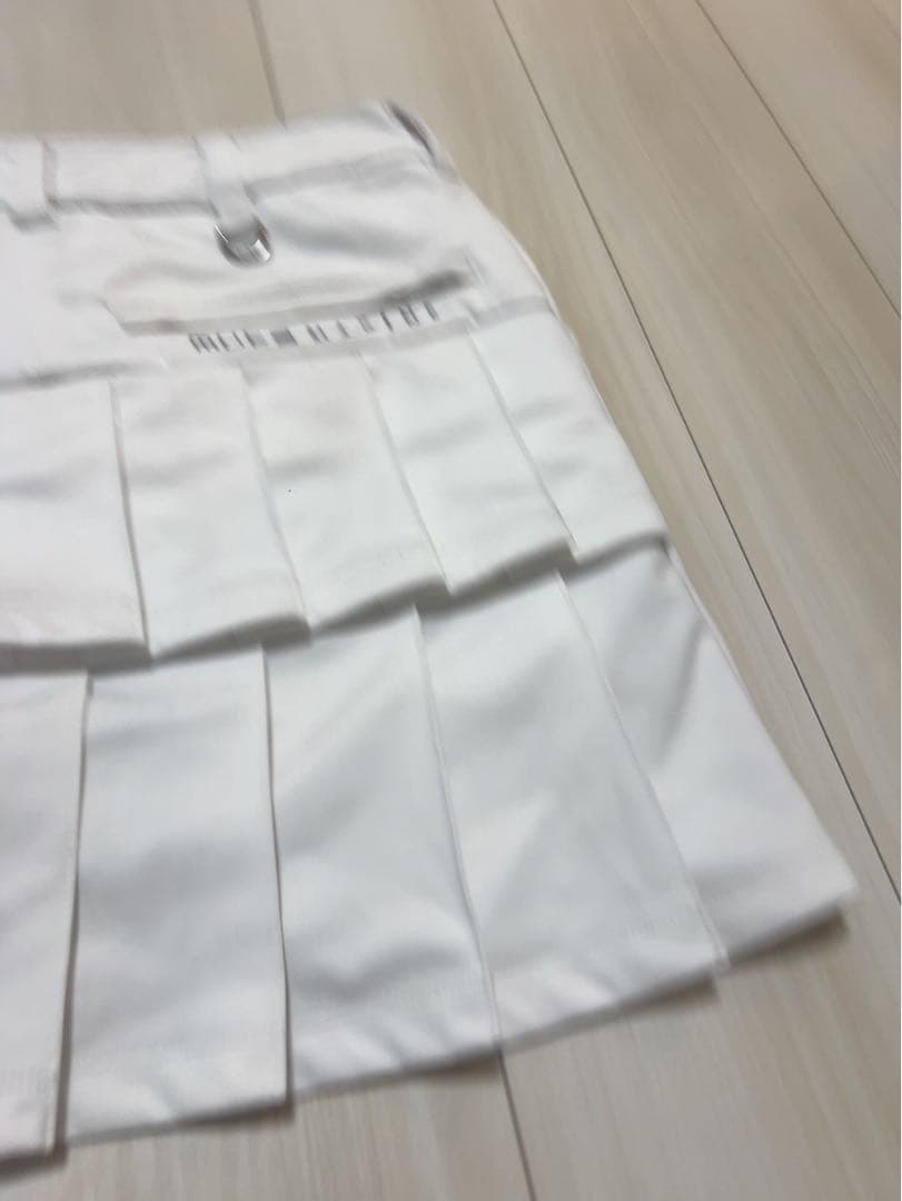 ムータマリーン白スカート