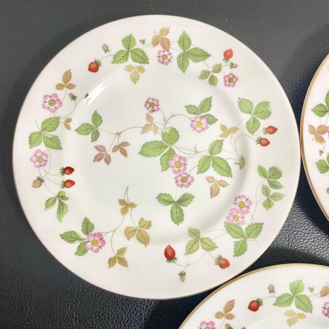  ウェッジウッド ワイルドストロベリー 中皿+ウィンザートレイ