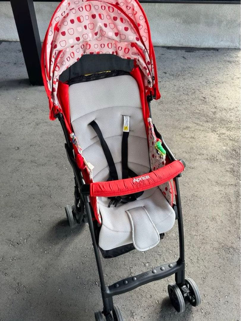 【極美品】アップリカ　マジカル　エアー　プラス　リンゴ