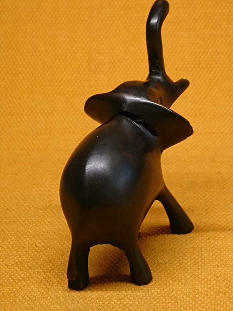 ゾウ　象　銅製　ブロンズ像　彫像　置物　インテリア　工芸品　美術品　A1385