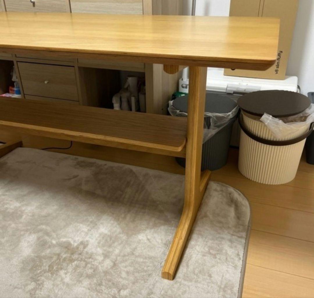 【パグモモ】無印良品　リビングでもダイニングでもつかえるテーブル2