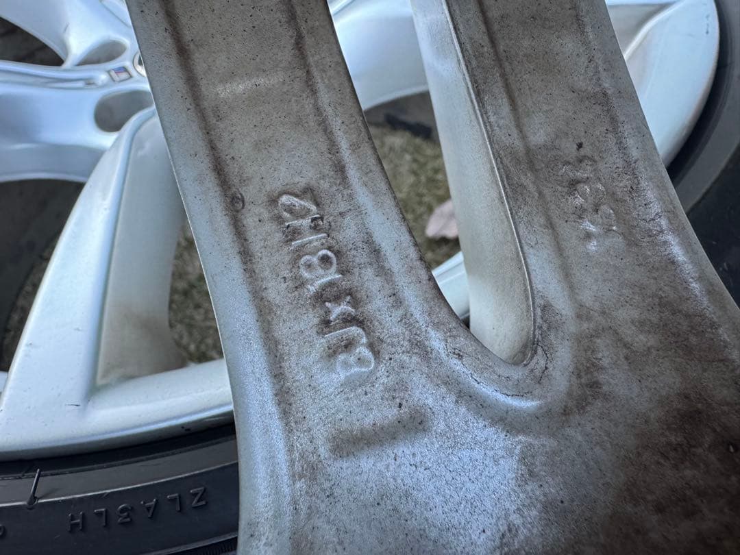  320 Mスポーツf30純正18インチ ホイールとミシュランスノータイヤ