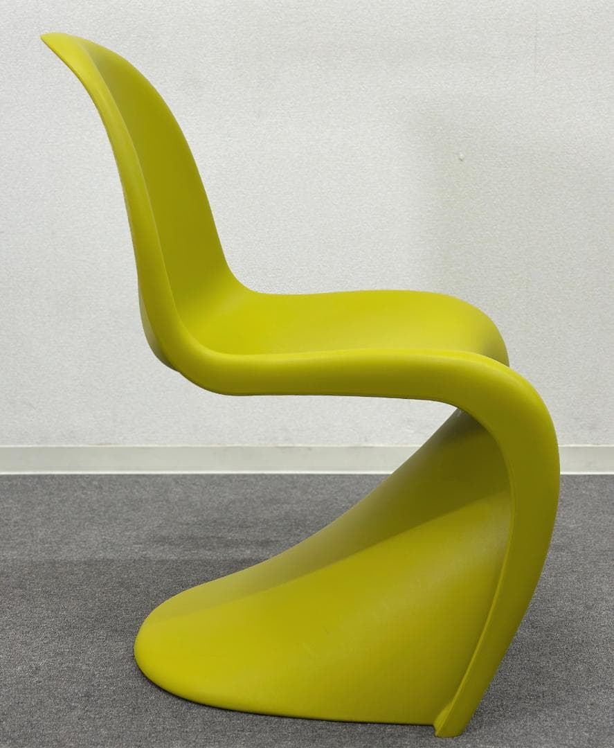 ■Vitra■パントンチェア　ポリプロピレン　廃盤色　黄緑　グリーン系　名作椅子