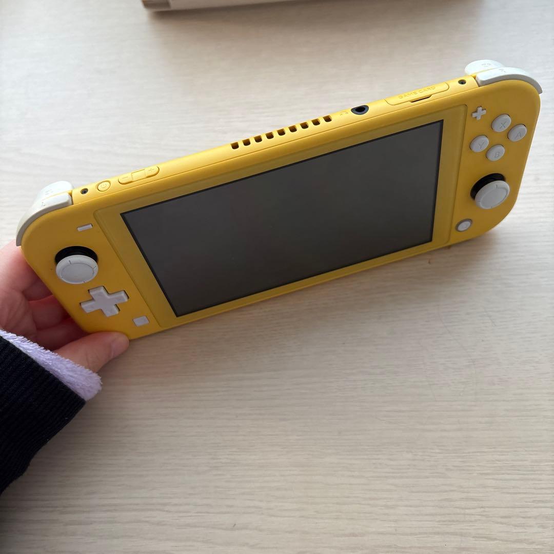 Nintendo Switch Lite イエロー ニンテンドー スイッチライト