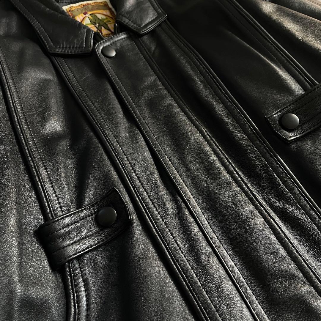 type A-2“Classic“黒“羊革 “短丈“bomber jacket