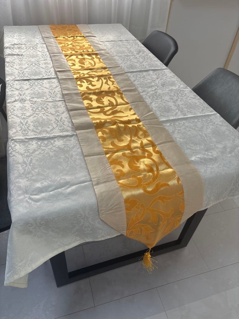 エレガントテーブルクロスセット