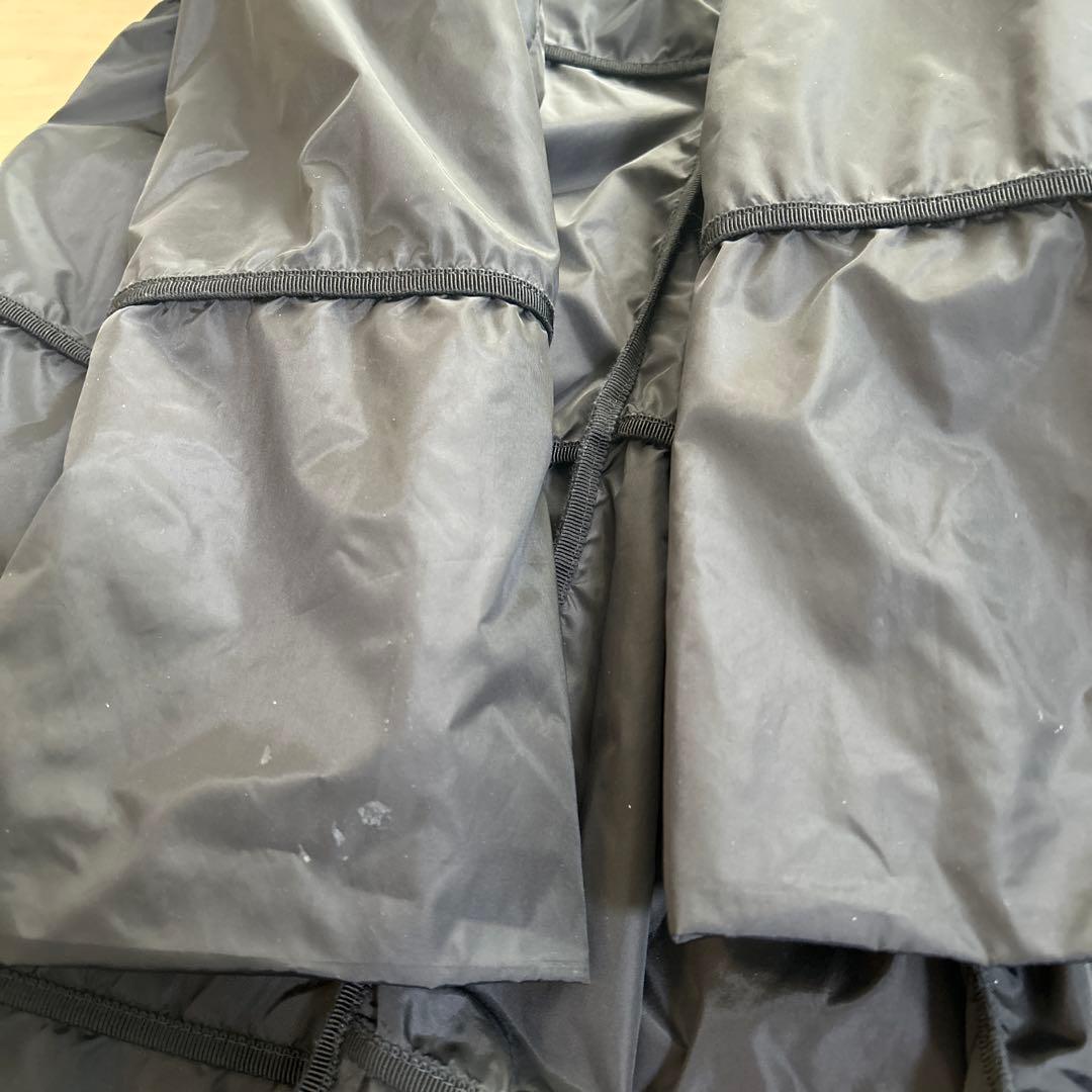 MONCLERモンクレール ブラックフレアナイロンコート