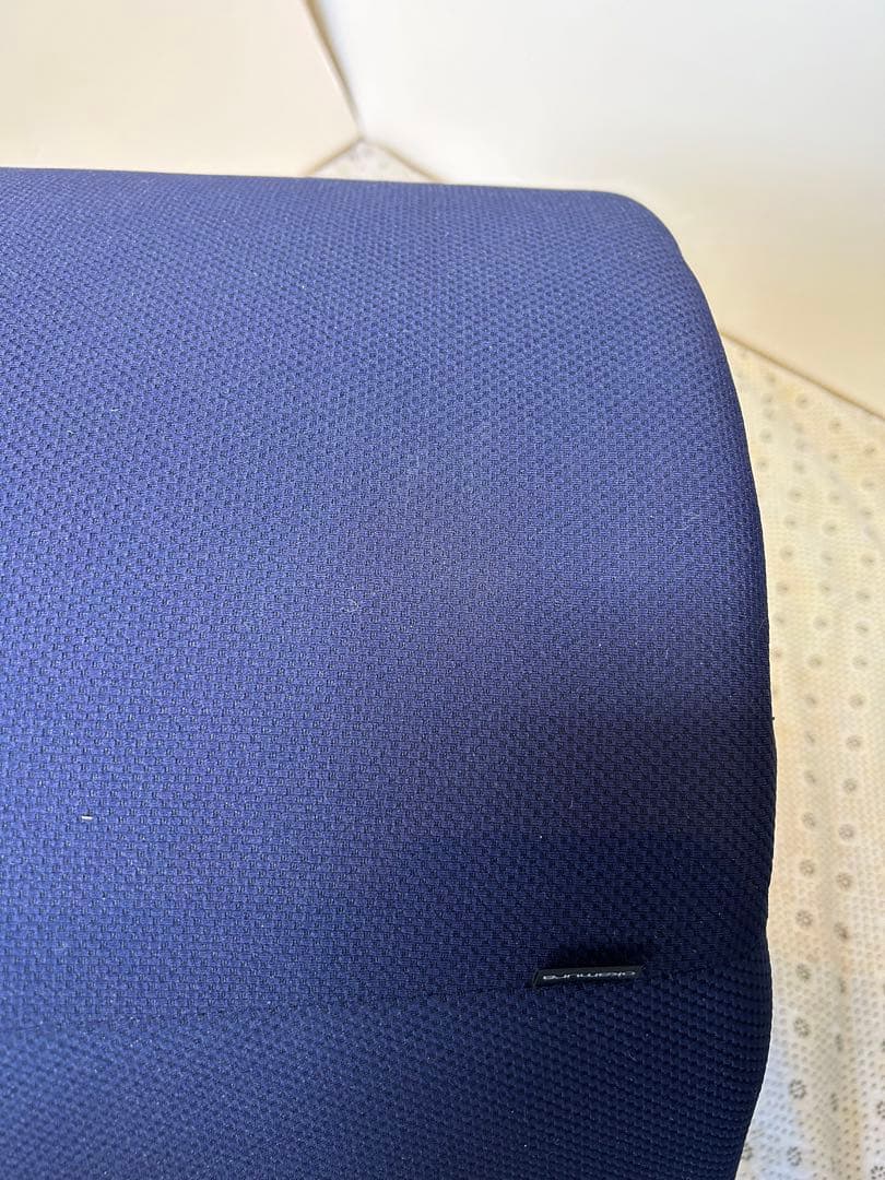 オカムラ スツール ②