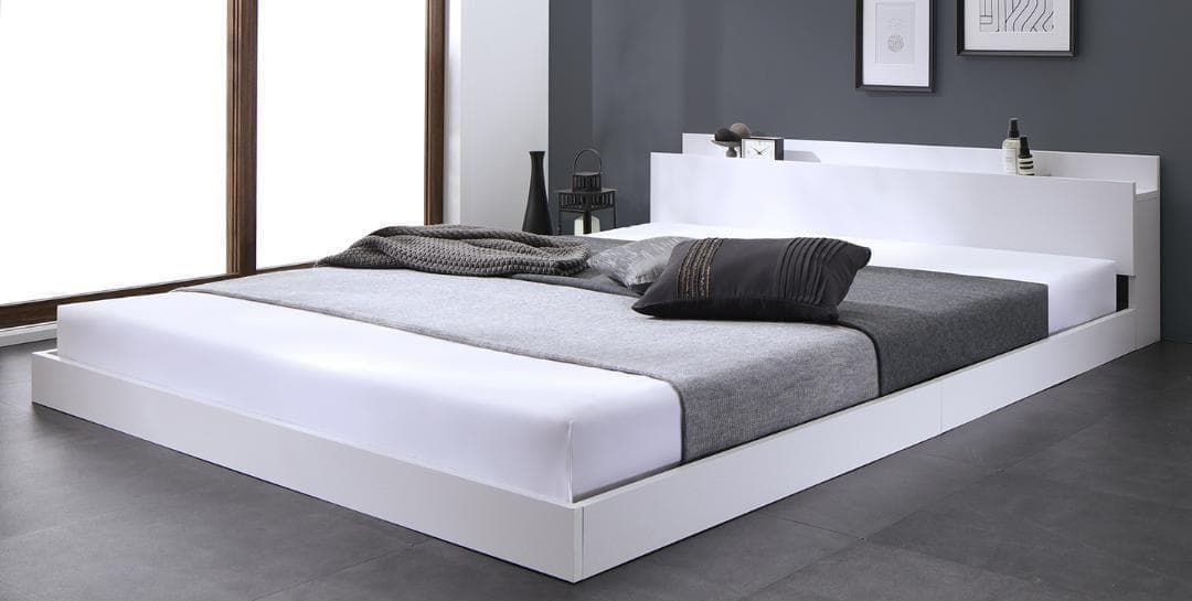 セール！新品 送料込 ダブルベッド マットレス付 棚 コンセント付 ホワイト