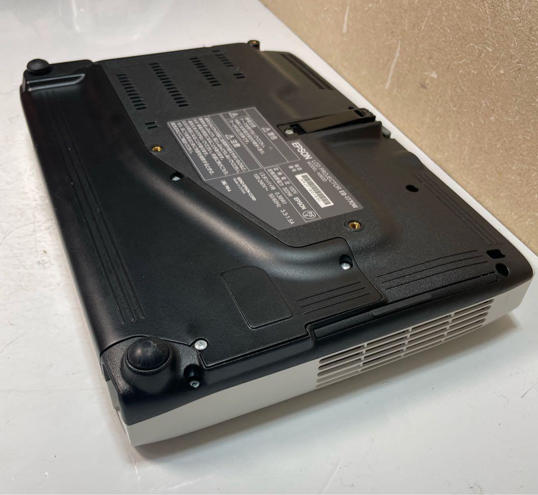 エプソン EB-1770W 超ポータブルプロジェクター。