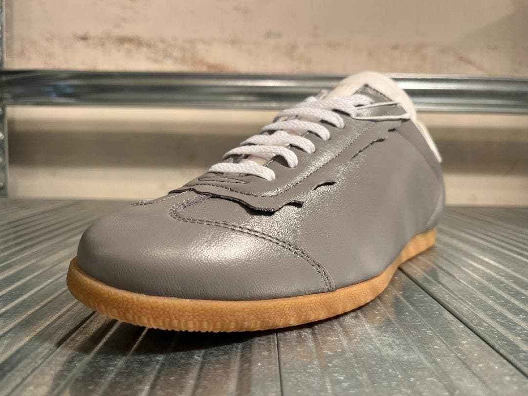 C*F様 未使用☆廃盤カラー／メゾンマルジェラ／レプリカ／フェザーライトスニーカ