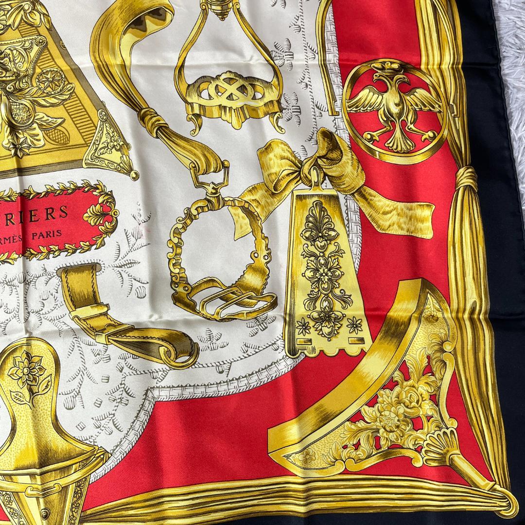 [大人気]　エルメス　HERMES　スカーフ　カレ90　ETRIERS　鎧柄