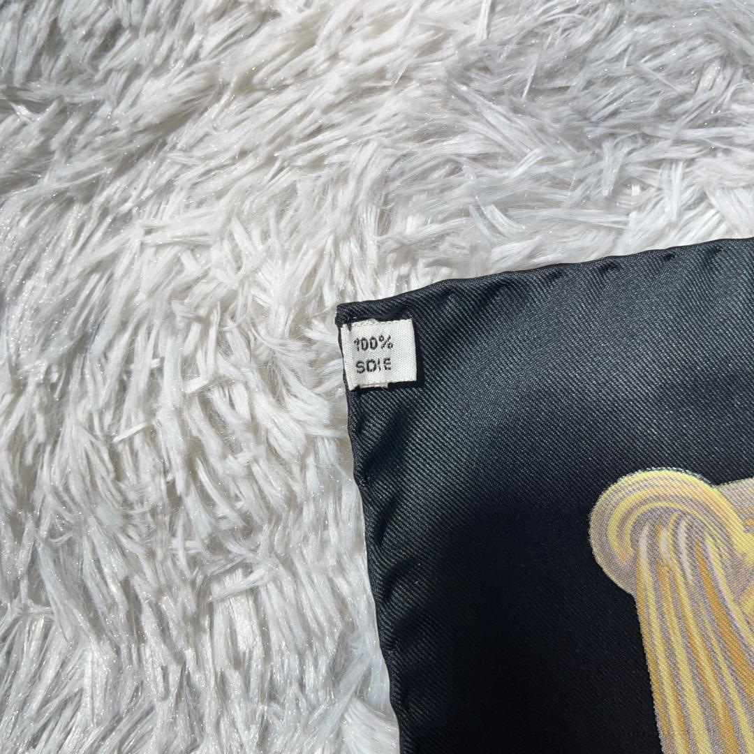 [大人気]　エルメス　HERMES　スカーフ　カレ90　ETRIERS　鎧柄