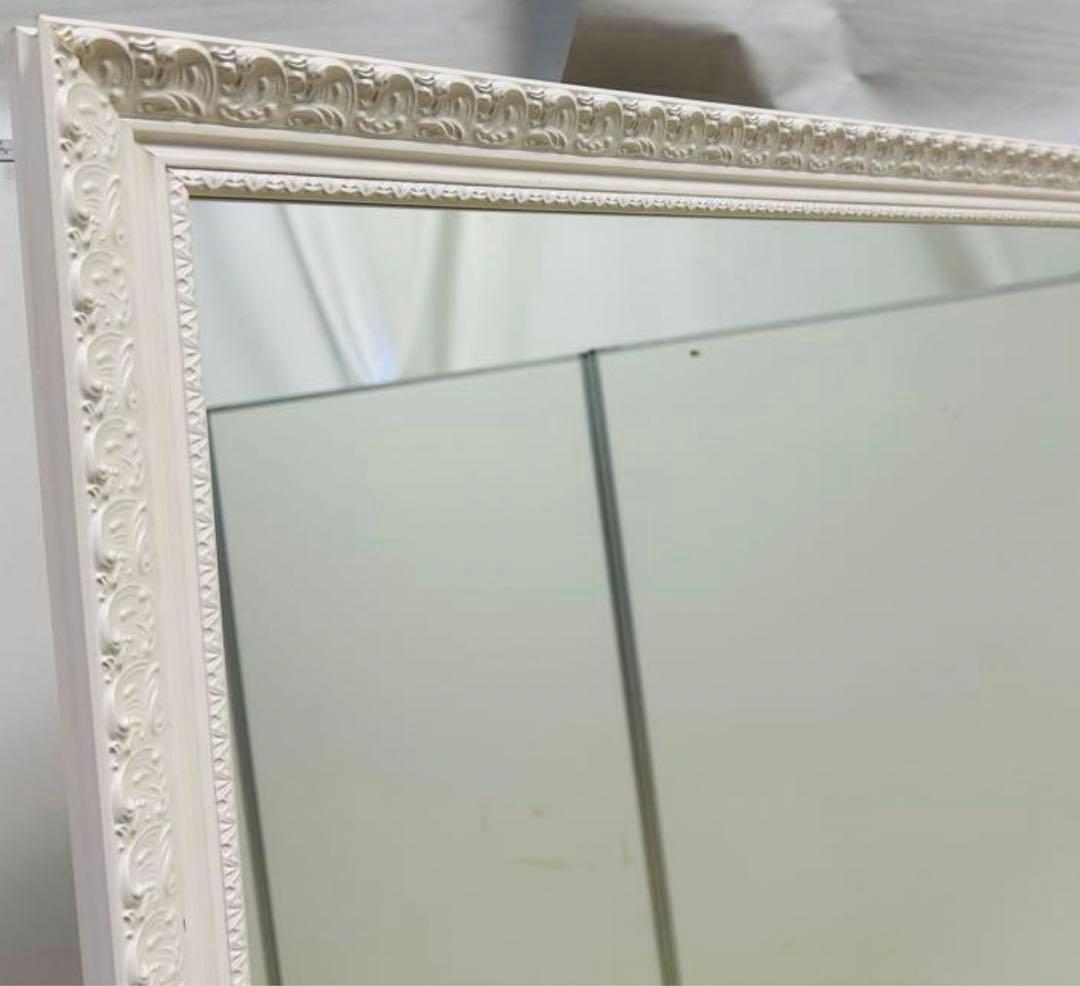 ホワイト壁掛け鏡 縦長