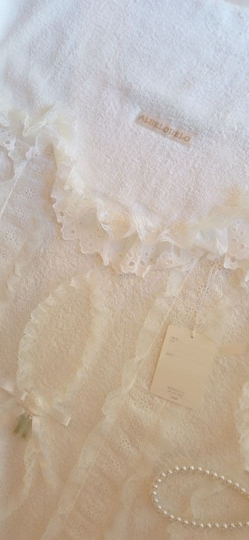 さえら　ホワイト レース 未使用タグ付きタオルケット