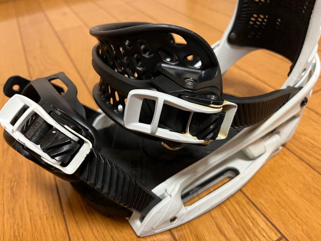 うにゃ　burton バートン malavita マラビータ　サイズS