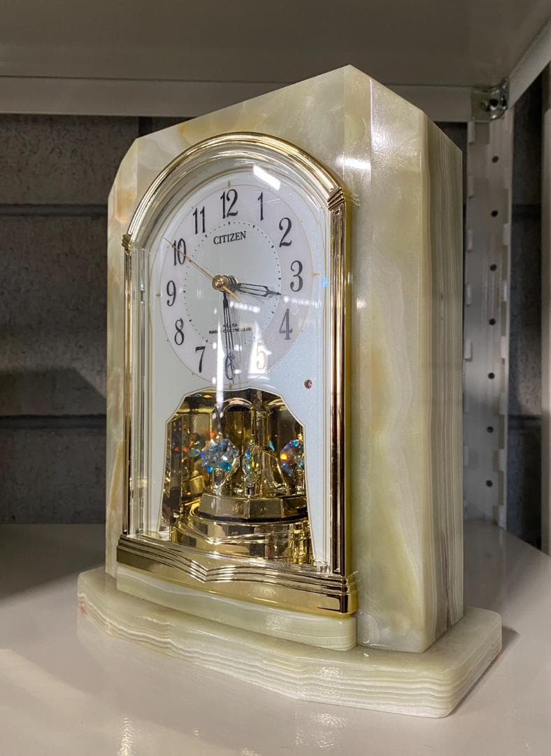 G058◆シチズン 置き時計 飾り付き オニックス枠 緑 パルラフィーネ