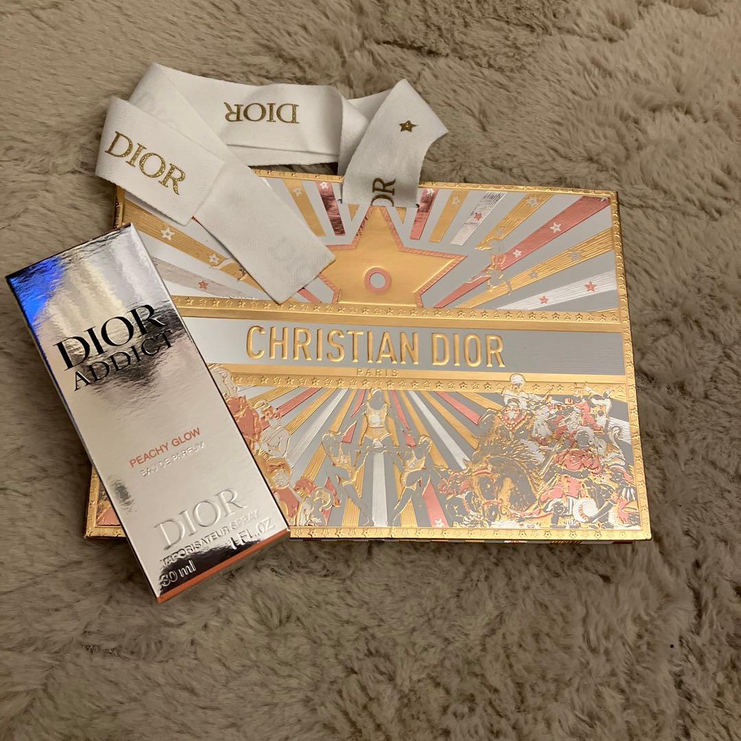 ディオールアディクトピーチグロウオードゥパルファム30mlギフトボックスつき
