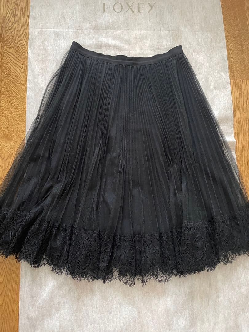 最終価格FOXEY　シフォンスカート　ブラック　40