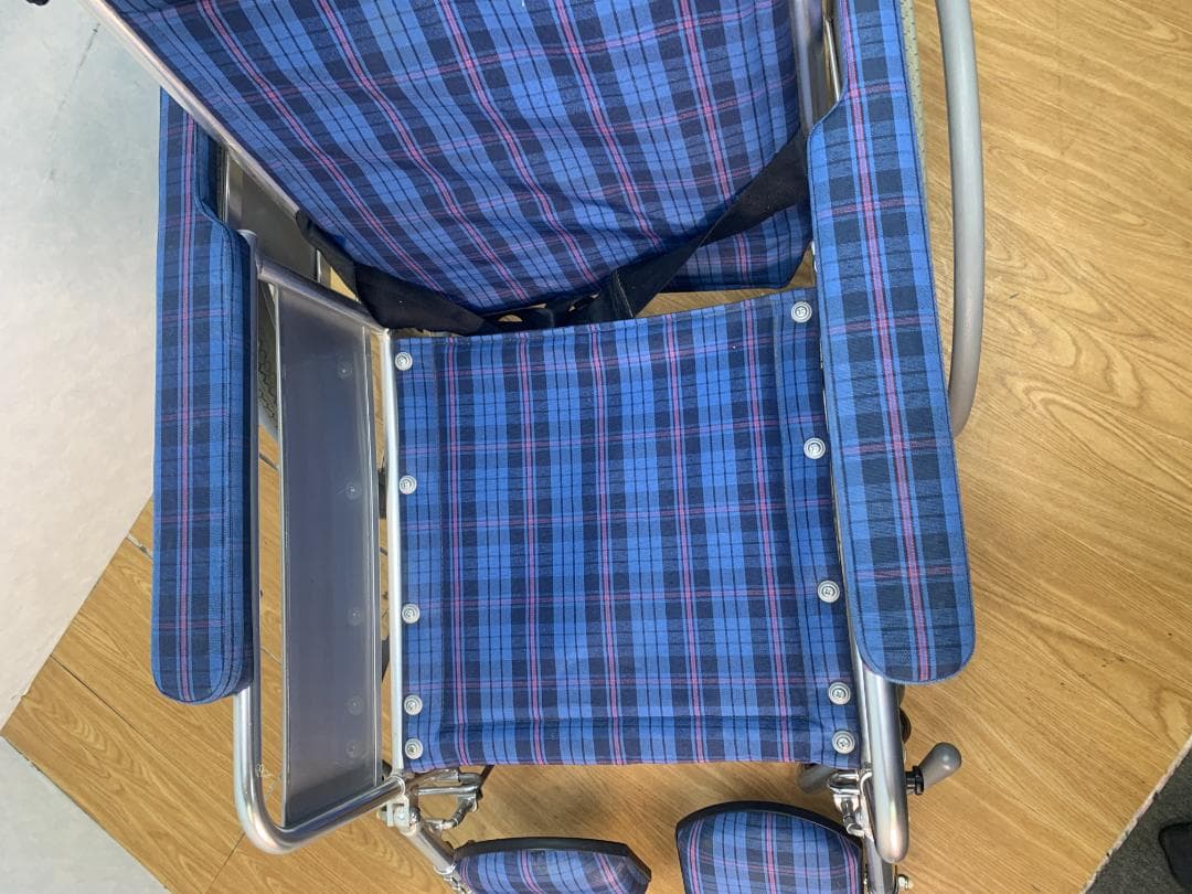 K☆141 カワムラサイクル フルリクライニング自走用車椅子 RR50-N