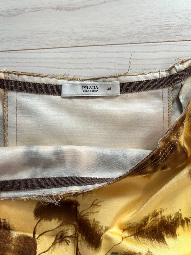 J*0様 超希少　プラダ　ウール　シルク　スカート　ひざ丈　PRADA コレクシ