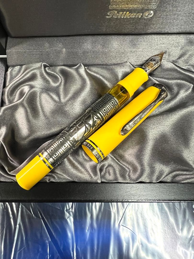 Pelikan ペリカン トレド M910 万年筆 イエロー 18K M