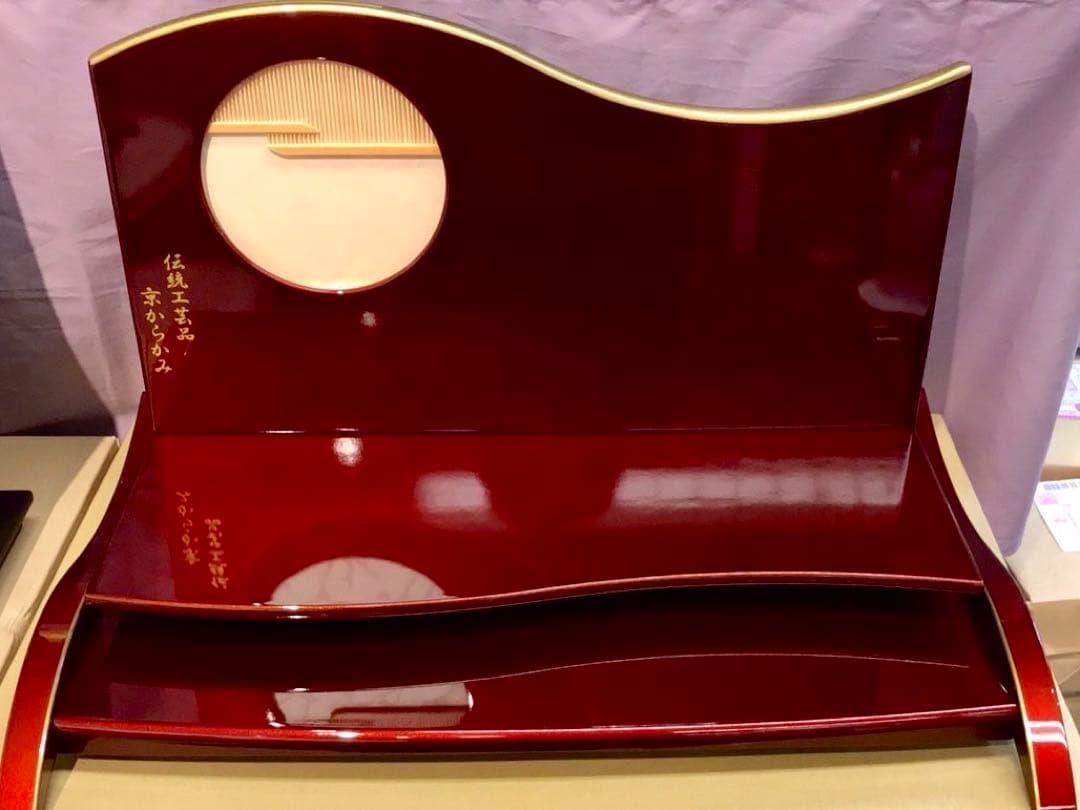 紅色塗り高級台屏風