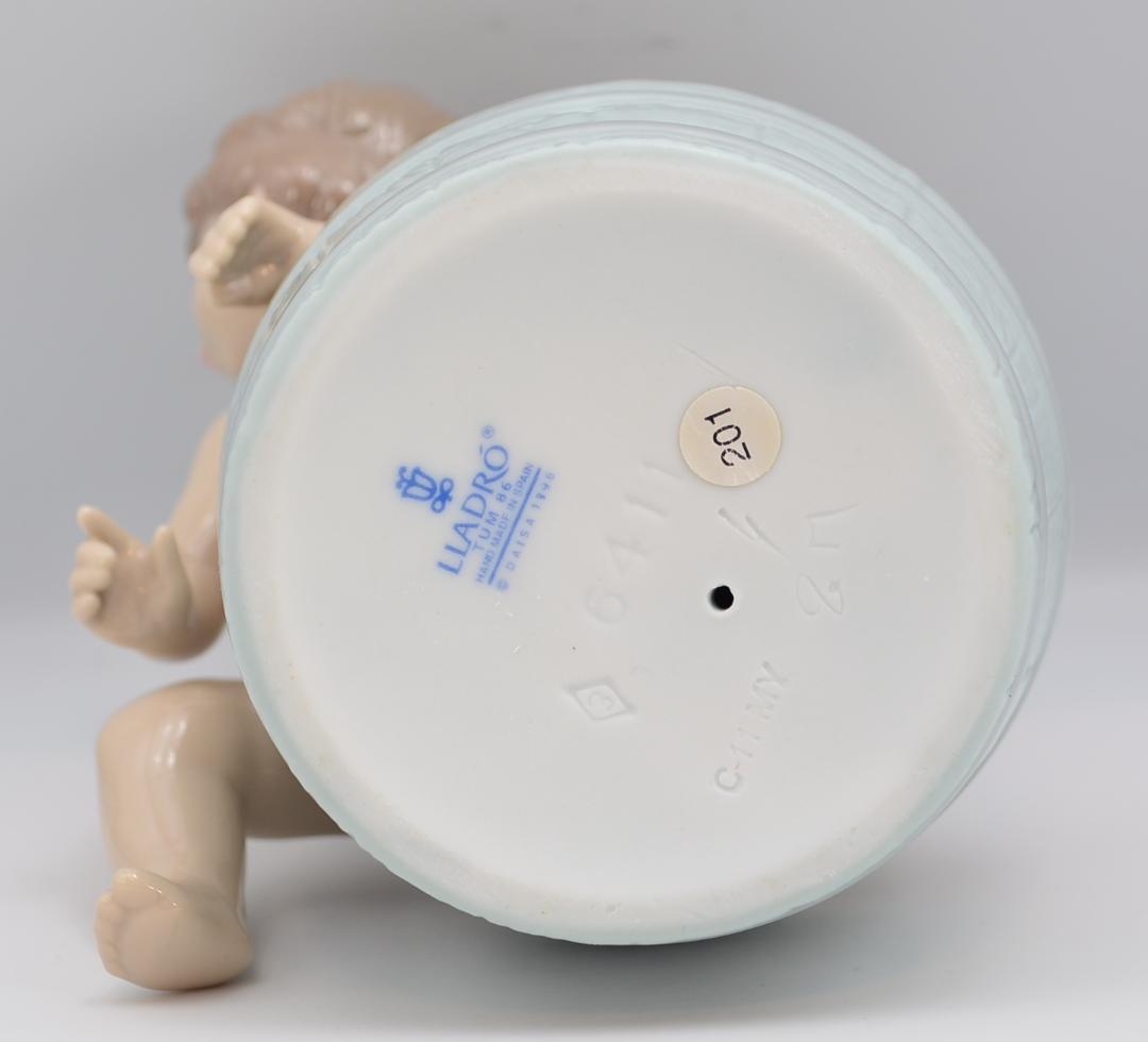 お風呂だよ　＃6411　★リヤドロ　スペイン　ポーセリン　光沢仕上げ　絶版