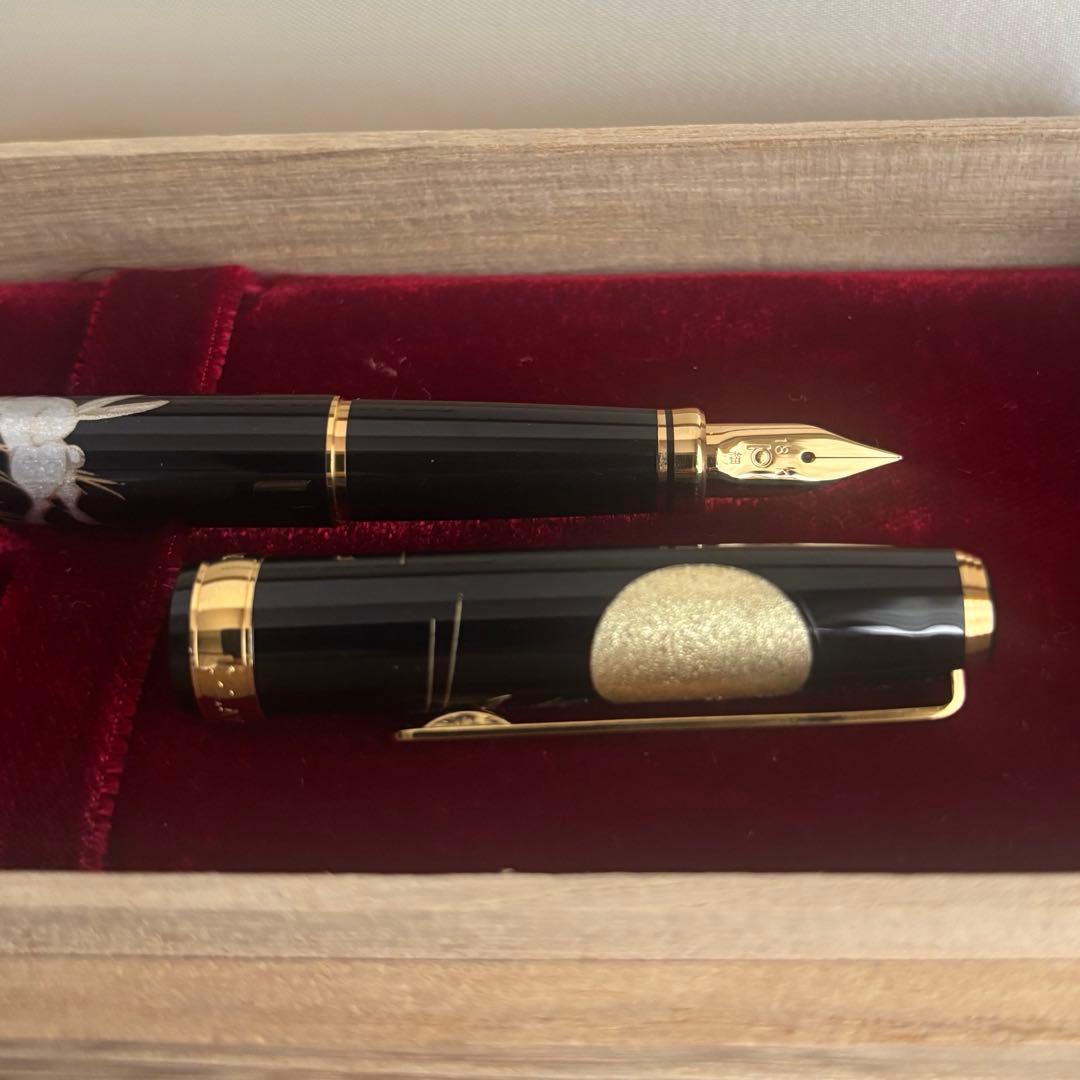 PLATINUM ツキトウサギ プラチナ　万年筆　金沢箔　ペン先18K