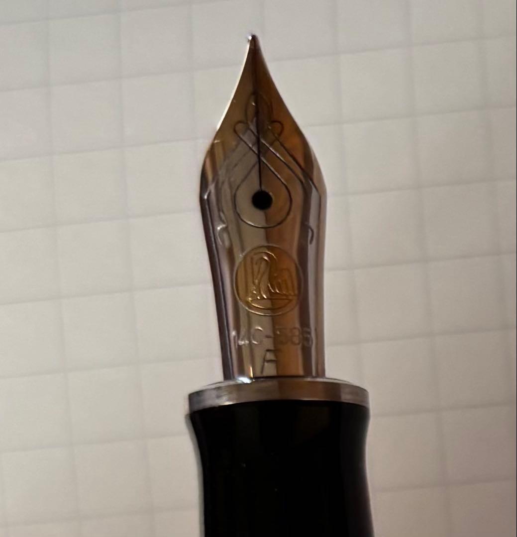 ペリカン スーベレーン m405 万年筆 F 細字