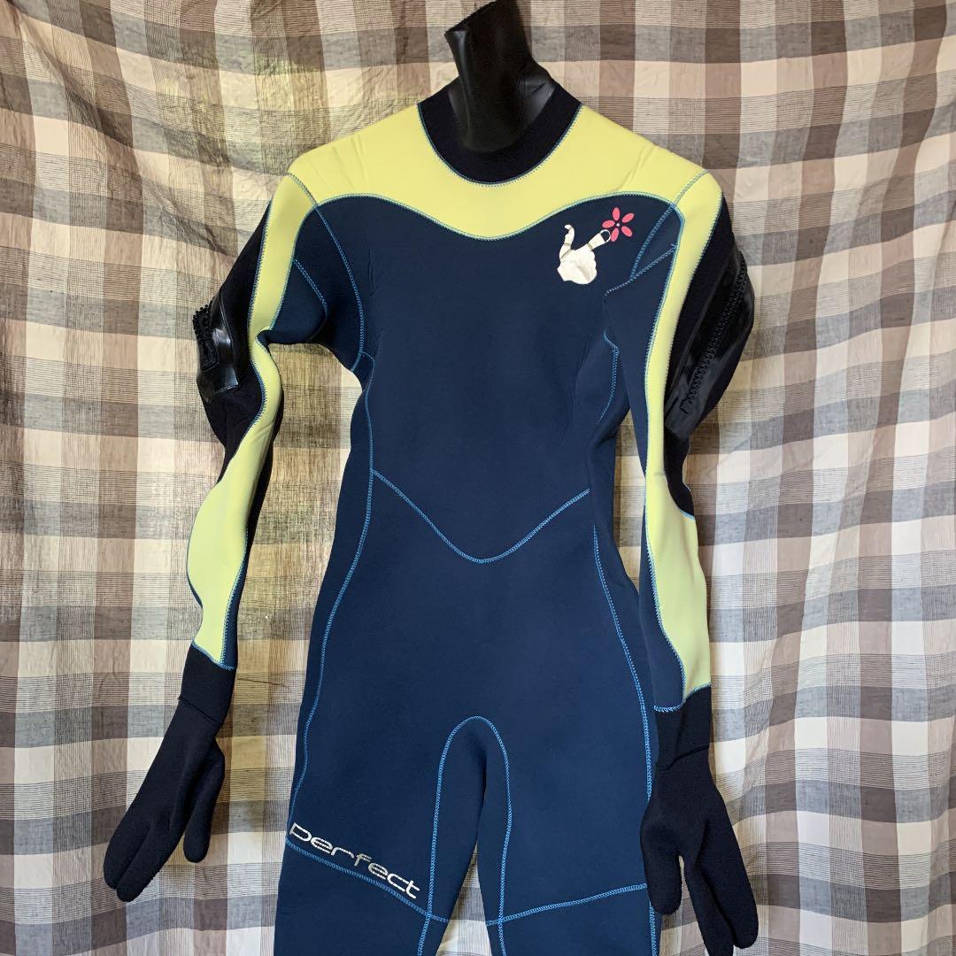 ボディボード ウェットスーツ