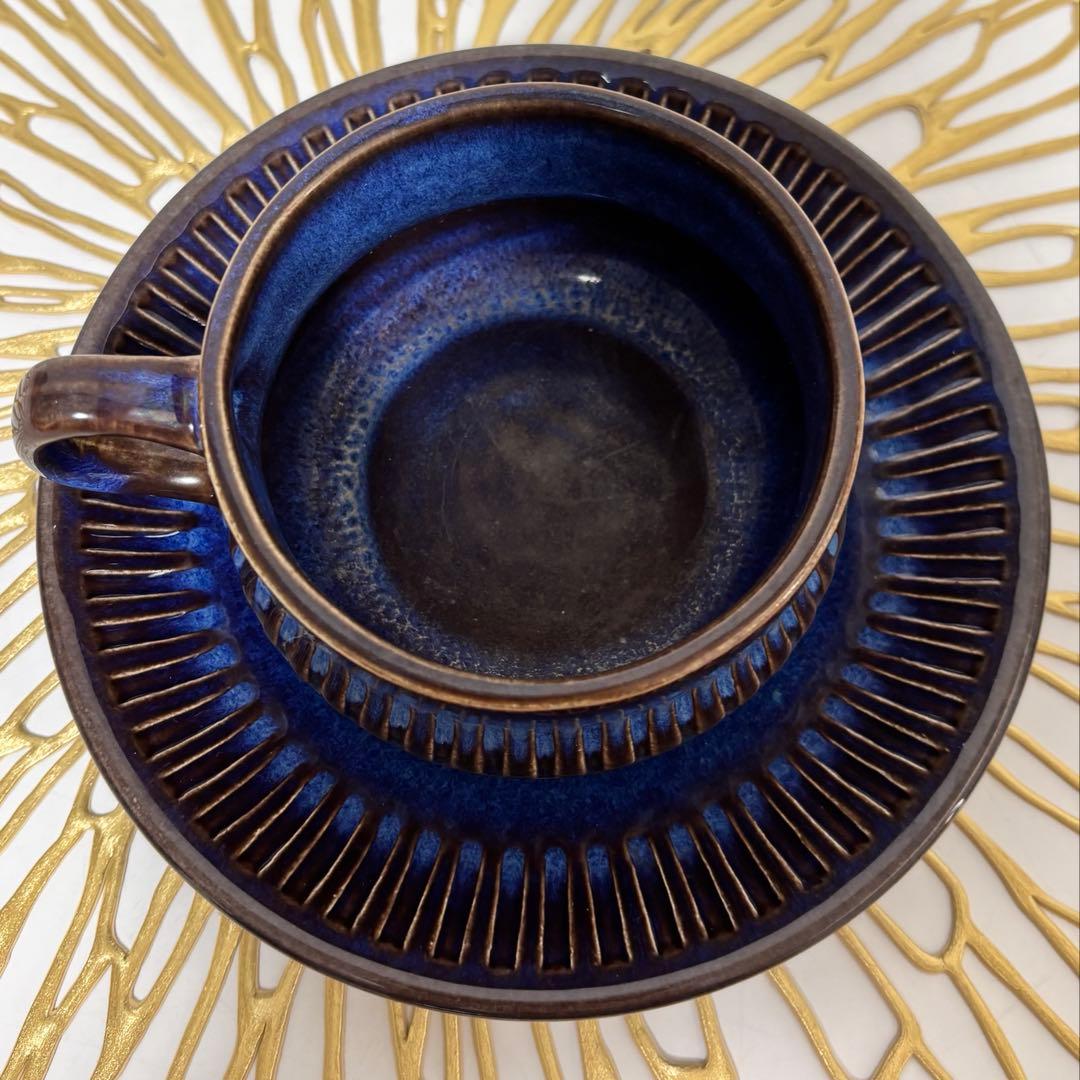 ゲフレ　コスモス　濃紺の食器セット 4点（皿3枚、カップandソーサ1セット）