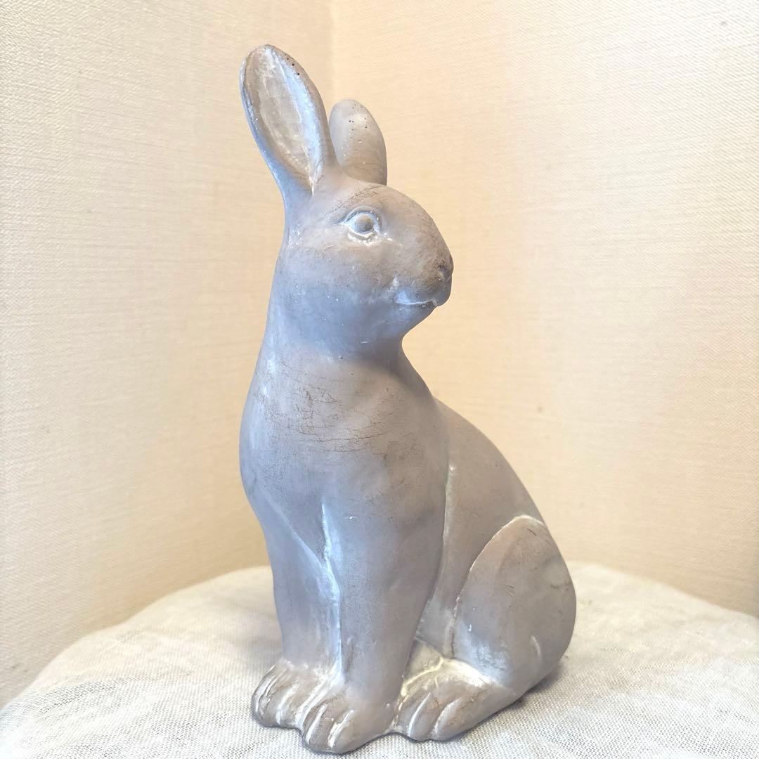 うさぎ　置物　ラビット ガーデンオブジェ　ストーンオブジェ　ガーデン　雑貨
