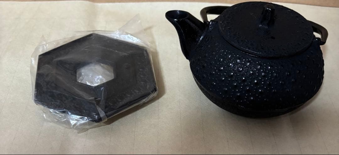 南部鉄瓶　岩鋳　急須　未使用品　No.9 昭和　検査証、箱付き