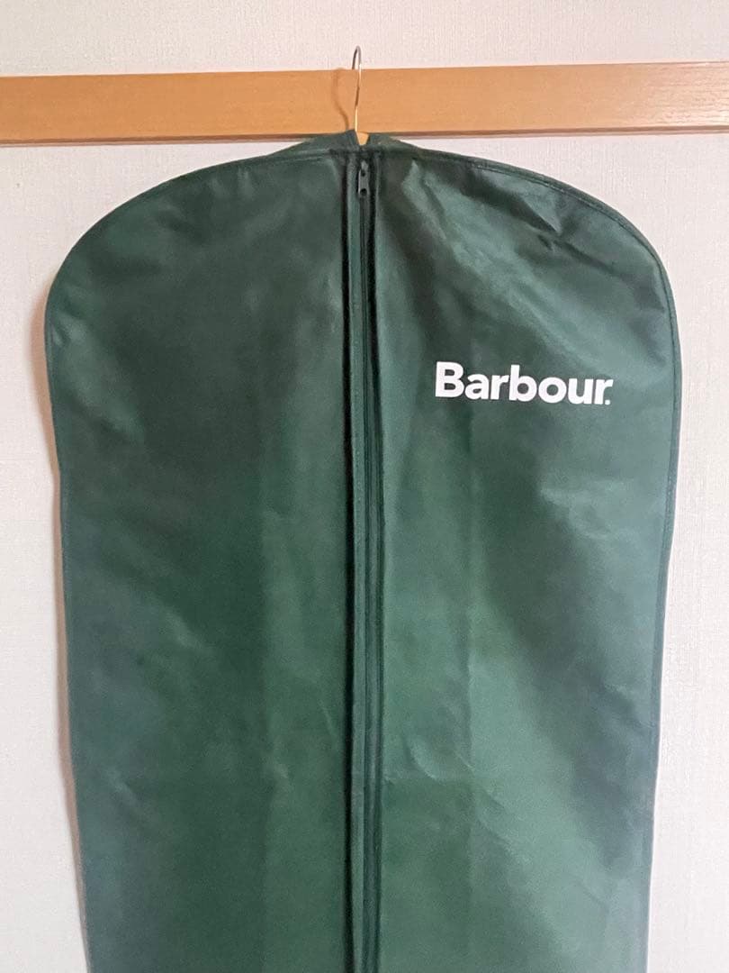 Barbour ブラック ジャケット Lサイズ 専用カバー付き