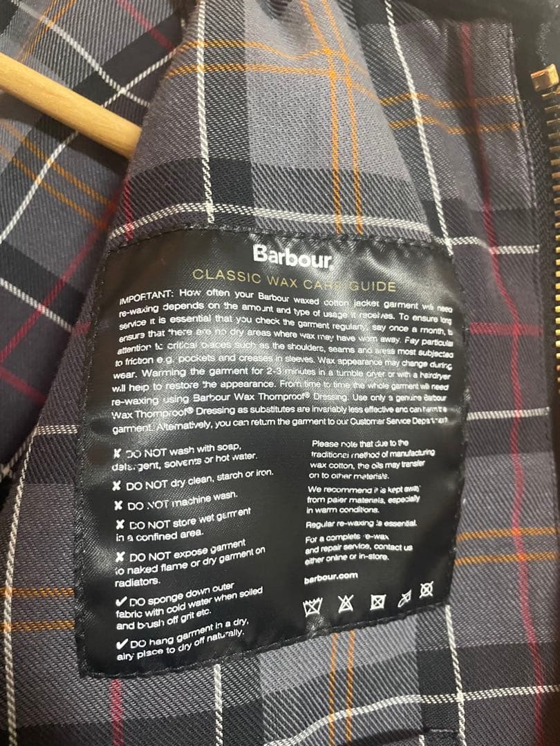 Barbour ブラック ジャケット Lサイズ 専用カバー付き