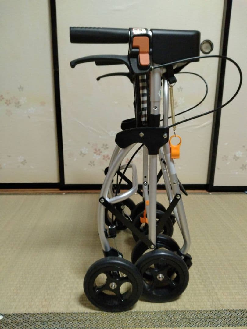 新品未使用　シルバーカー　幸和製作所　CAK-01206