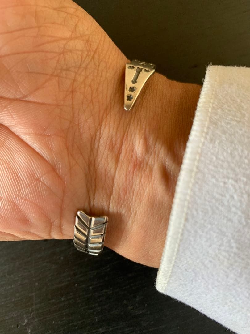 NAVAJO Bo Reeves アロー スター スタンプワーク バングル