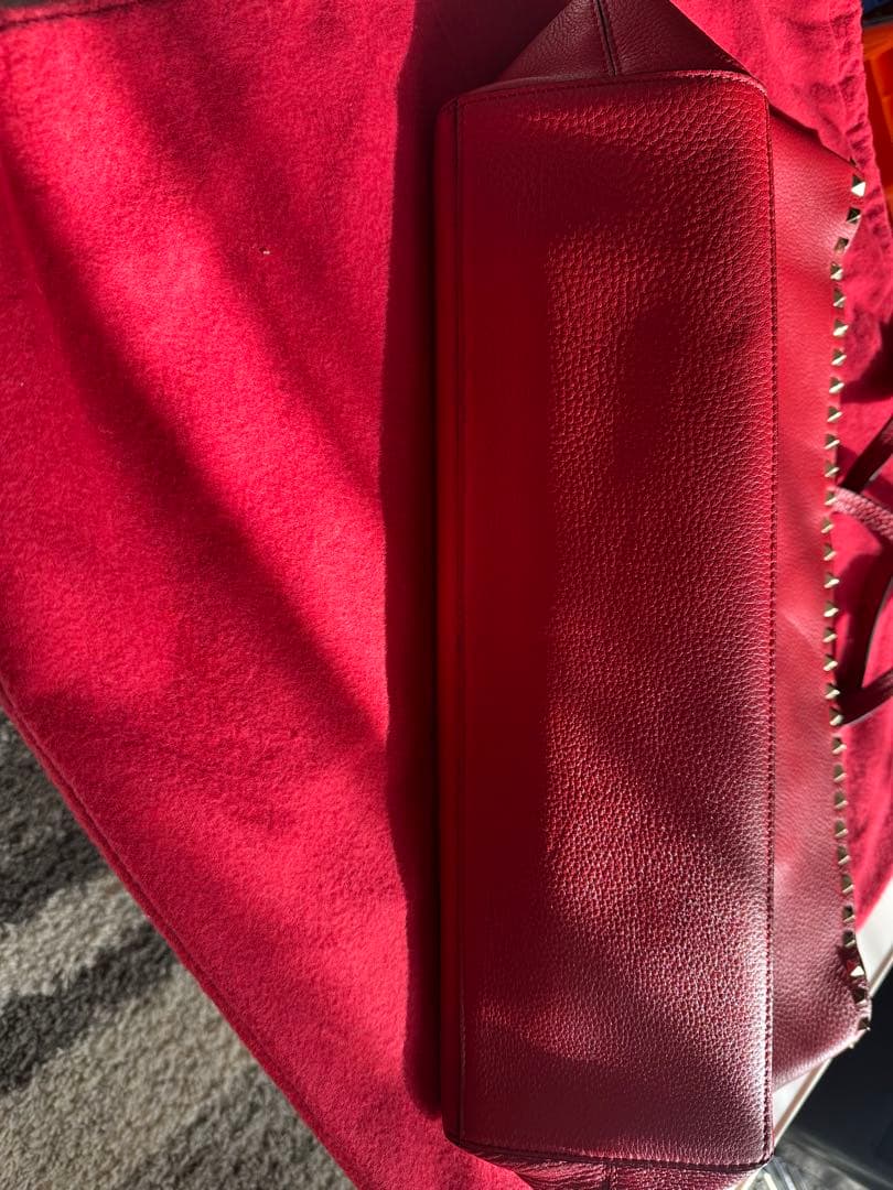 ヴァレンティノ Valentino Garavani レッド トートバッグ